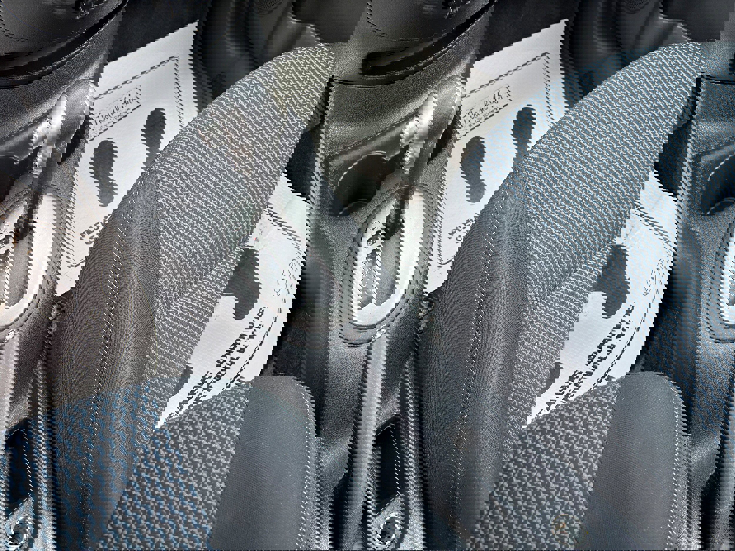 Used 2014 Nissan Versa Note SV image 12