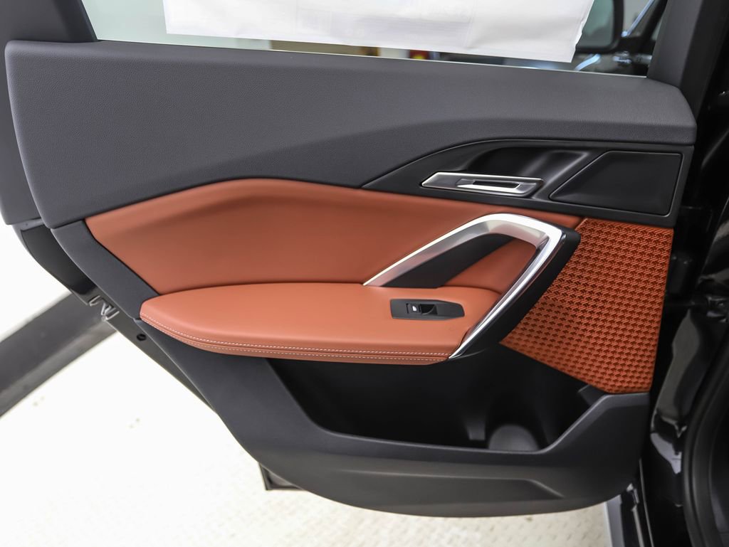 Used 2026 BMW X1 xDrive28i image 21