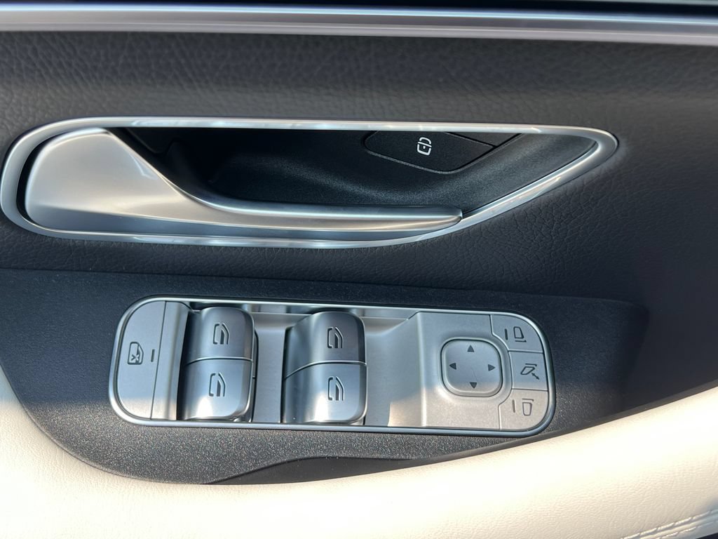 New 2026 Mercedes-Benz GLE 450 4MATIC image 11