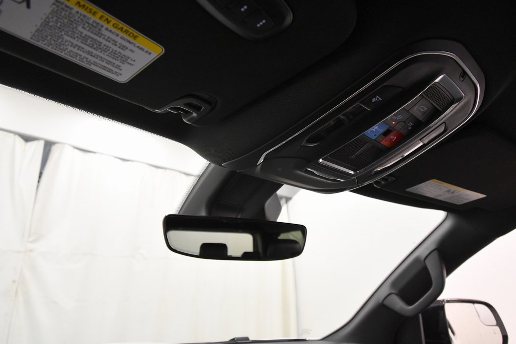 Used 2024 Jeep Wagoneer L Series II w/ Flexible Seating Group image 27