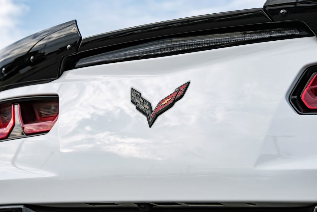 Used 2019 Chevrolet Corvette Grand Sport w/ Carbon Flash Badge Package image 41