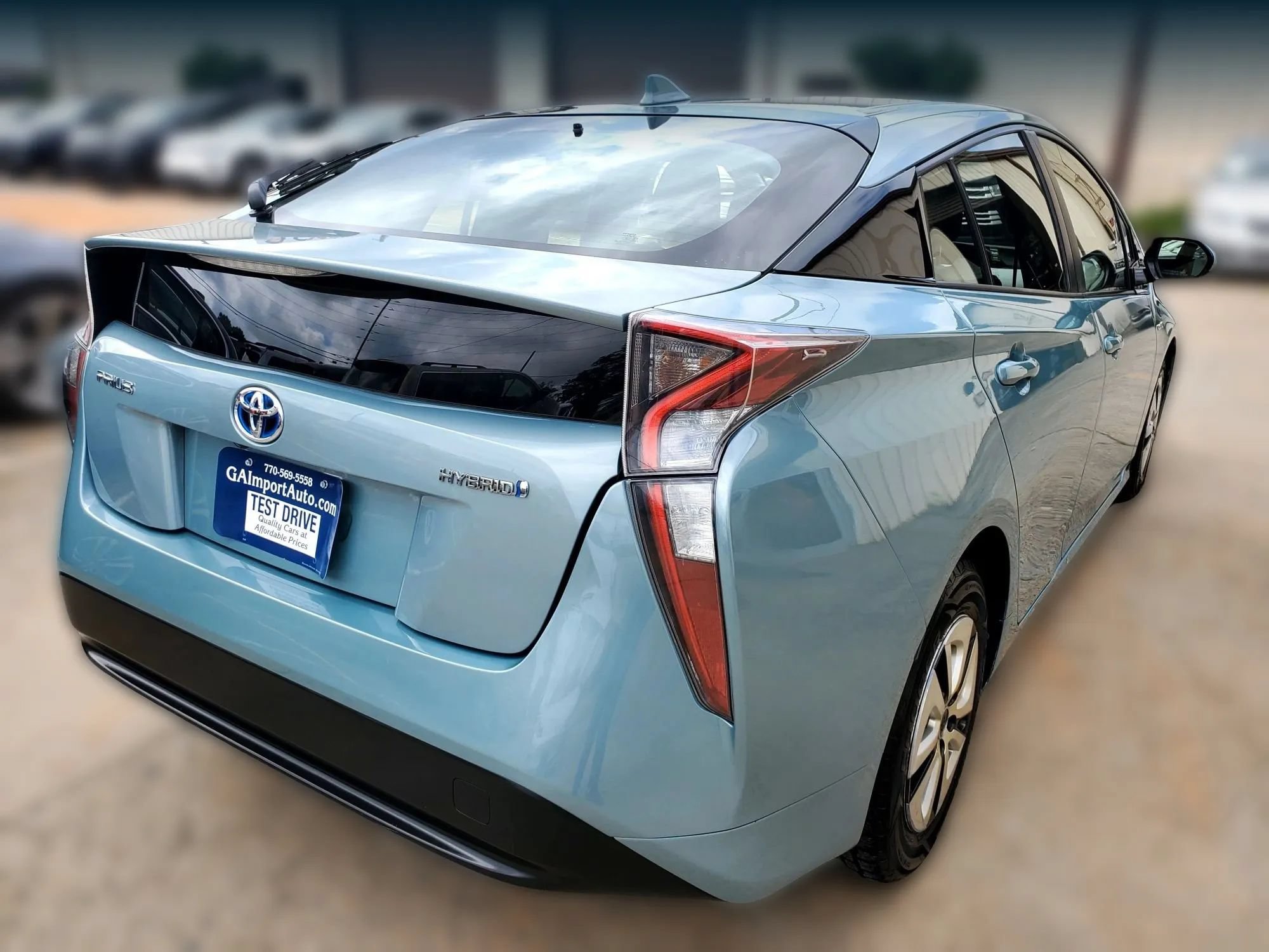 Used 2017 Toyota Prius Three w/ Carpet Mat Package FWD image 16