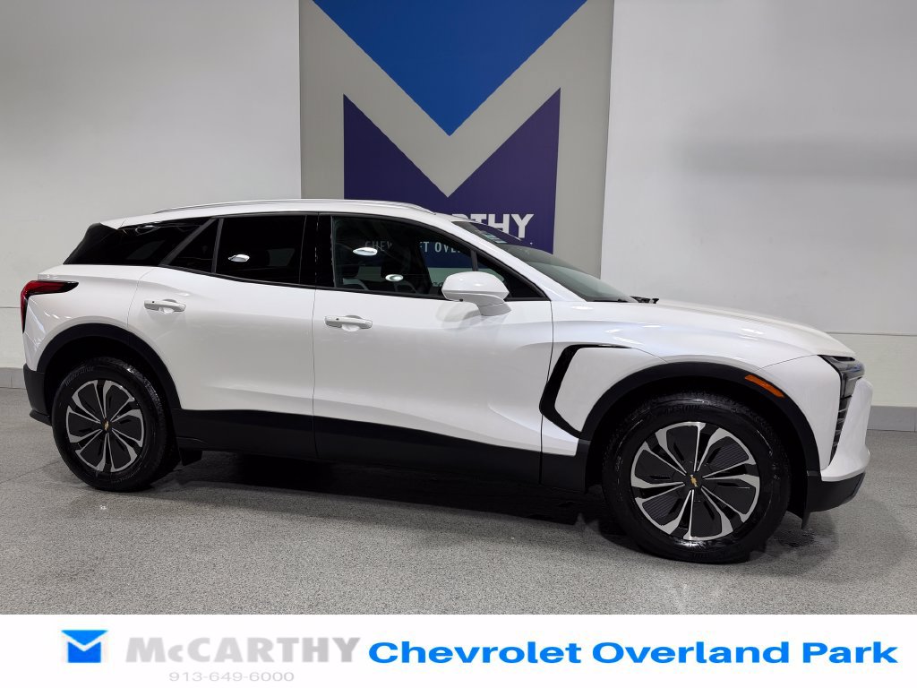 Used 2024 Chevrolet Blazer EV LT AWD/4WD image 3