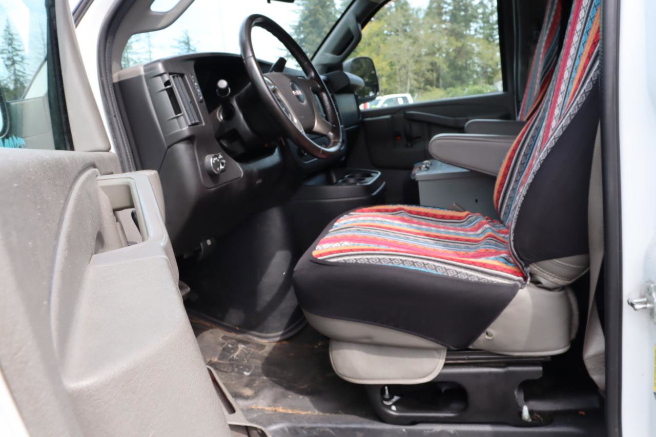 Used 2016 GMC Savana 3500 RWD image 8