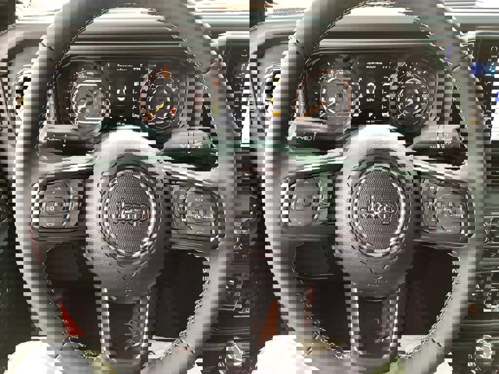 New 2025 Jeep Gladiator Sport image 15