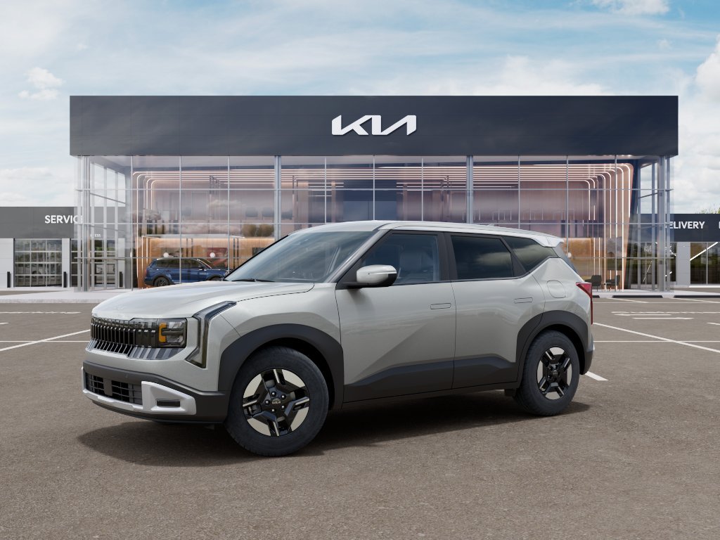 New 2027 Kia Seltos LX FWD image 3