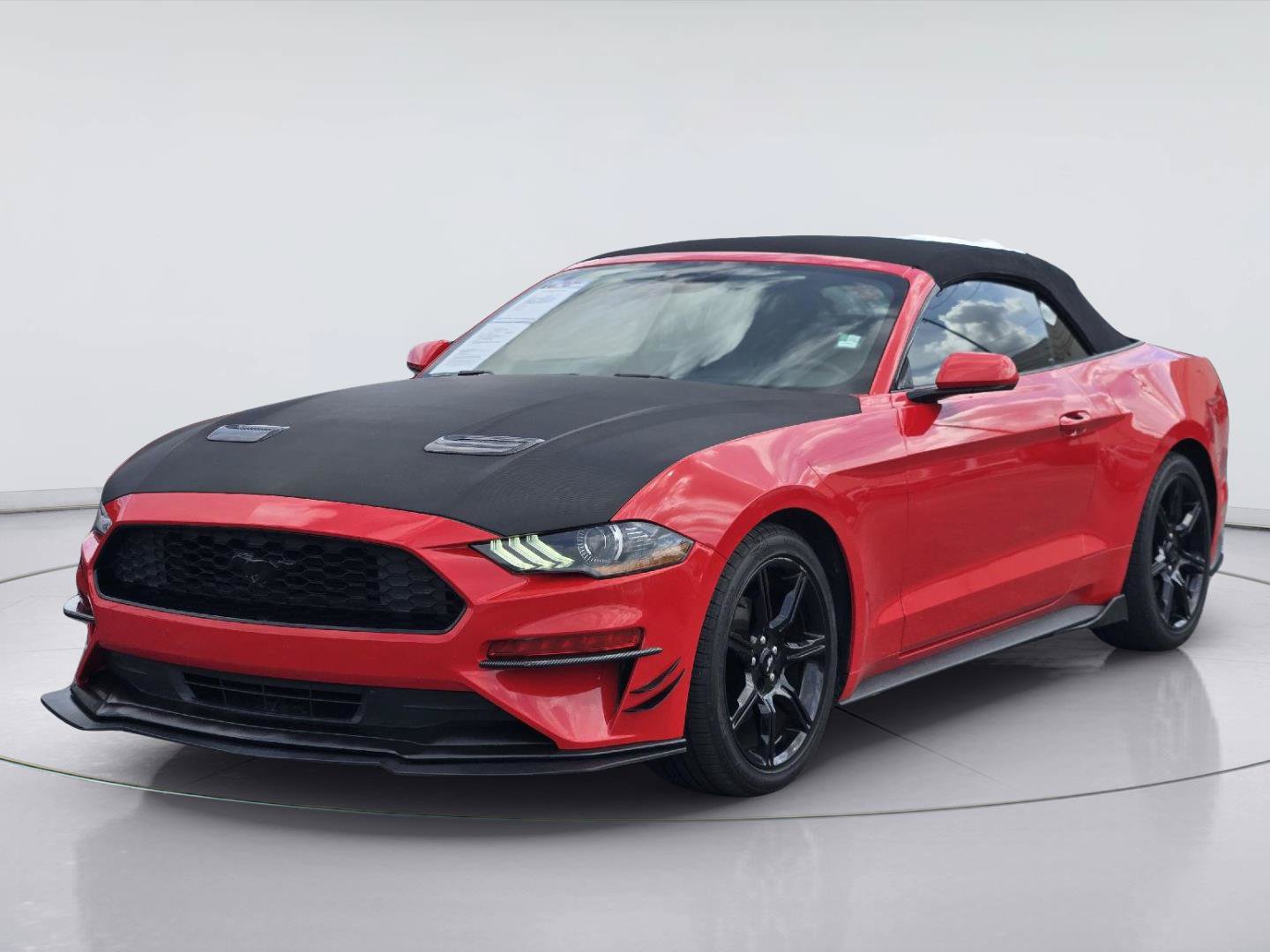 Certified 2022 Ford Mustang Premium RWD image 1