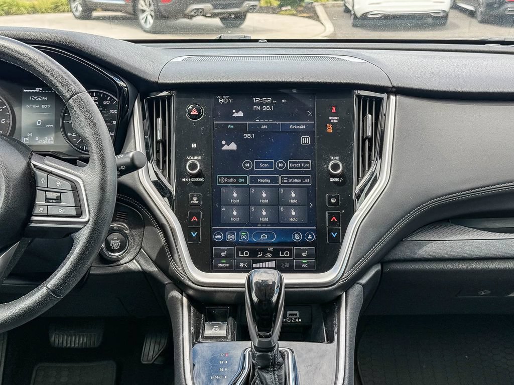 Used 2024 Subaru Outback Premium AWD/4WD image 13