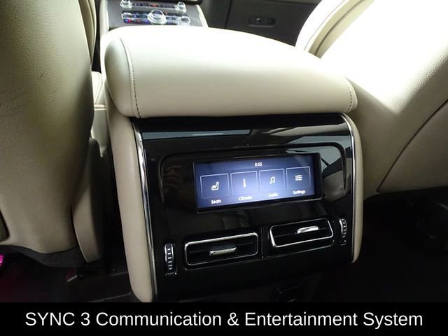 Used 2020 Lincoln Aviator Reserve w/ Equipment Group 201A image 41