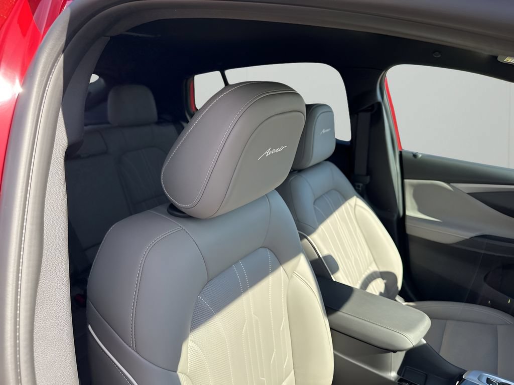 New 2026 Buick Envista Avenir FWD image 16