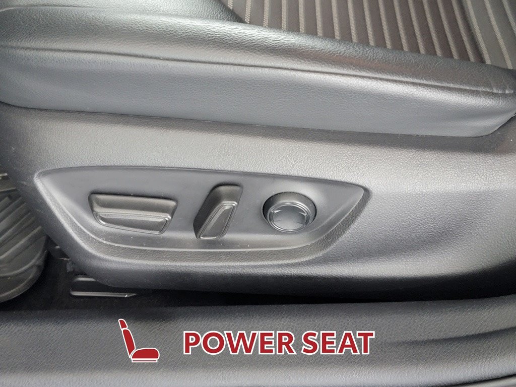 Used 2022 Toyota Camry SE FWD image 15