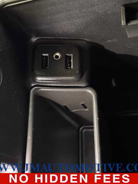 Used 2017 Chevrolet Silverado 1500 LTZ w/ LTZ Plus Package AWD/4WD image 36