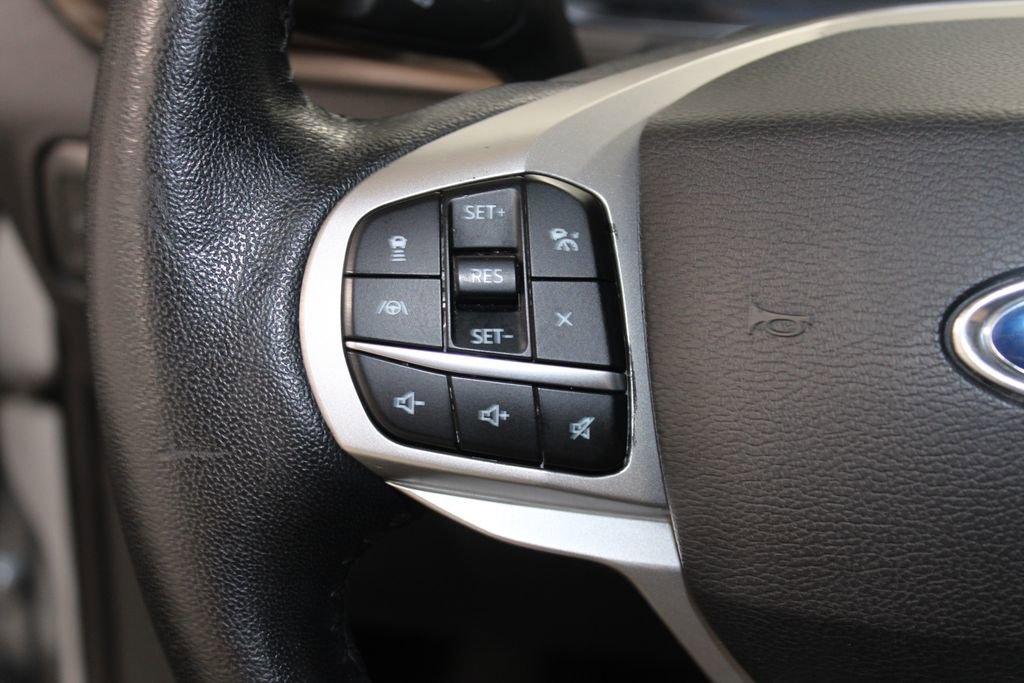 Used 2021 Ford Explorer Limited w/ Equipment Group 301A image 37