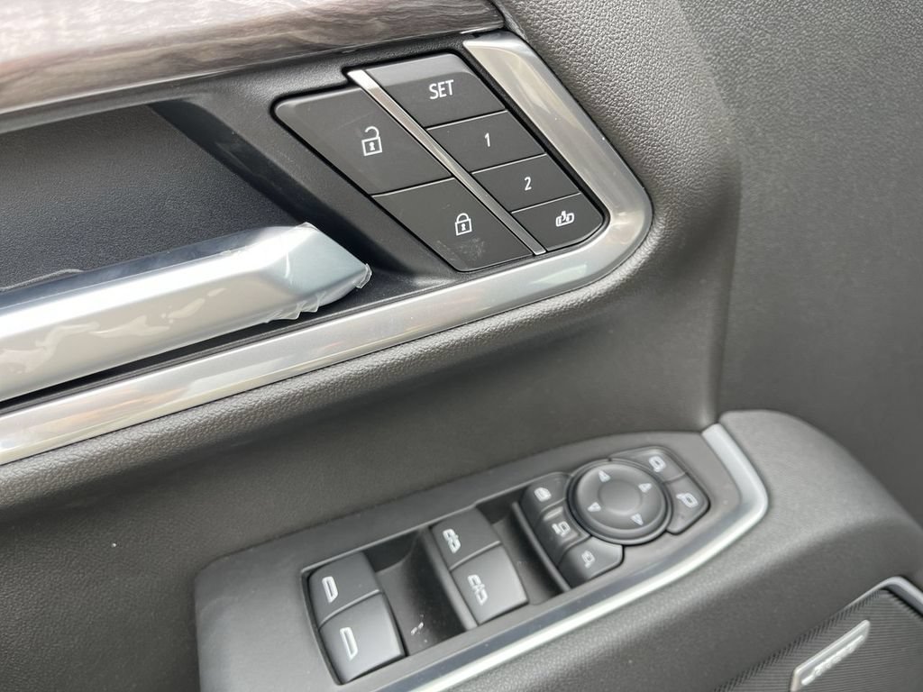 New 2026 Chevrolet Silverado 3500 LTZ w/ LTZ Plus Package AWD/4WD image 13