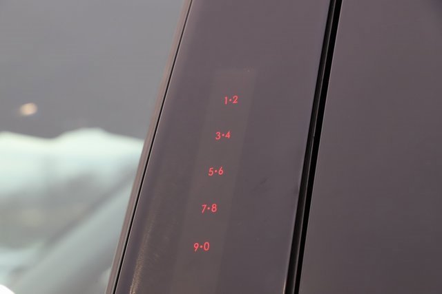 Used 2023 Ford Explorer Limited image 10