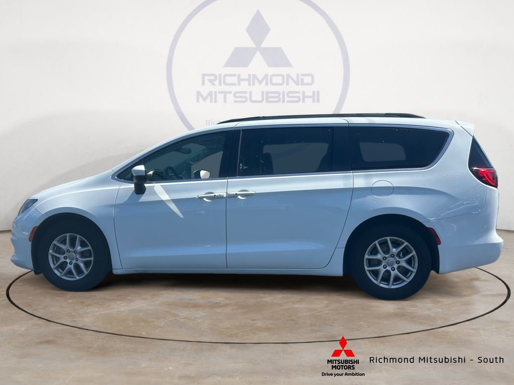 Used 2020 Chrysler Voyager Lxi FWD image 6