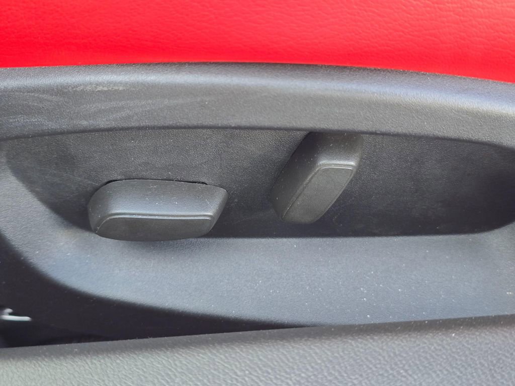 Used 2015 Chevrolet Corvette Stingray Coupe image 19