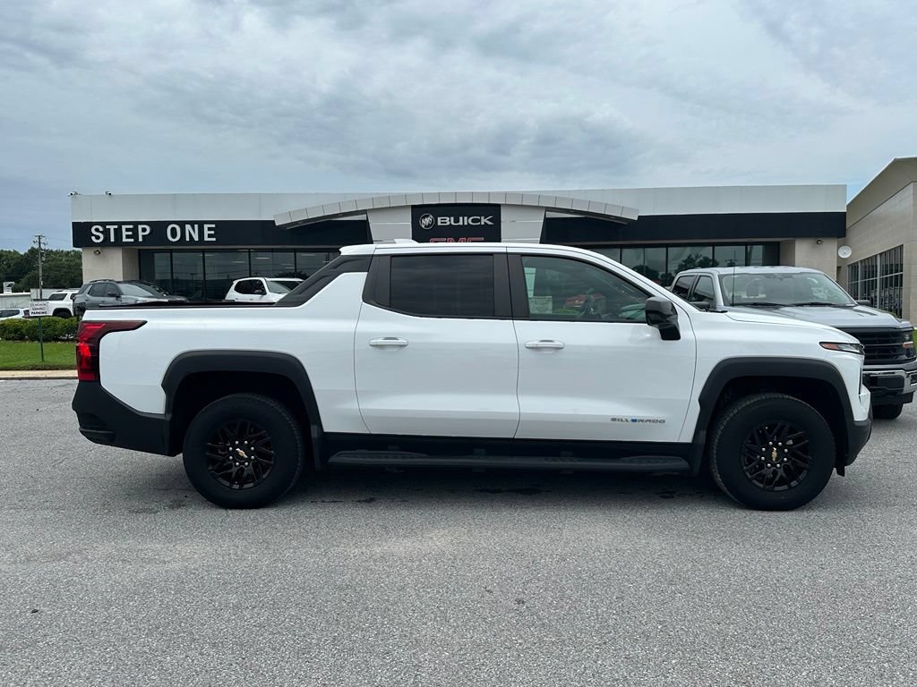 Used 2024 Chevrolet Silverado EV W/T AWD/4WD image 7