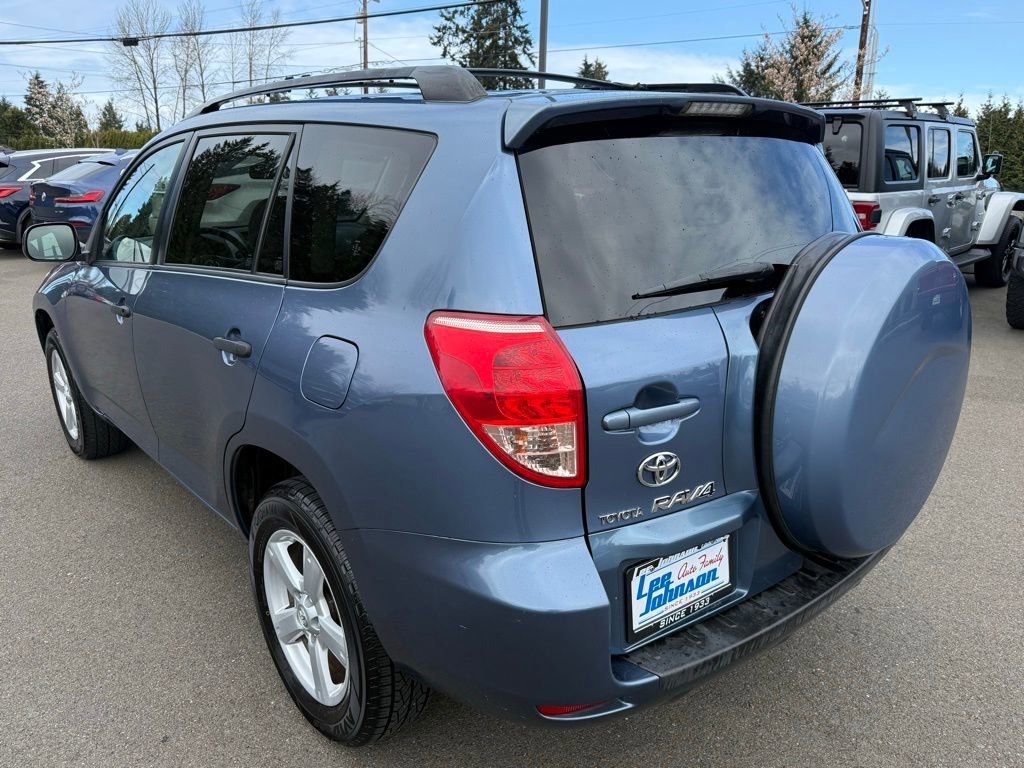 Used 2008 Toyota RAV4 4WD image 3