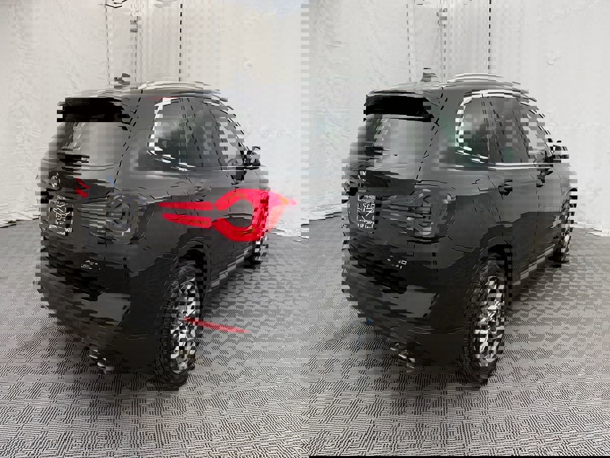 Used 2024 BMW X3 xDrive30i image 5