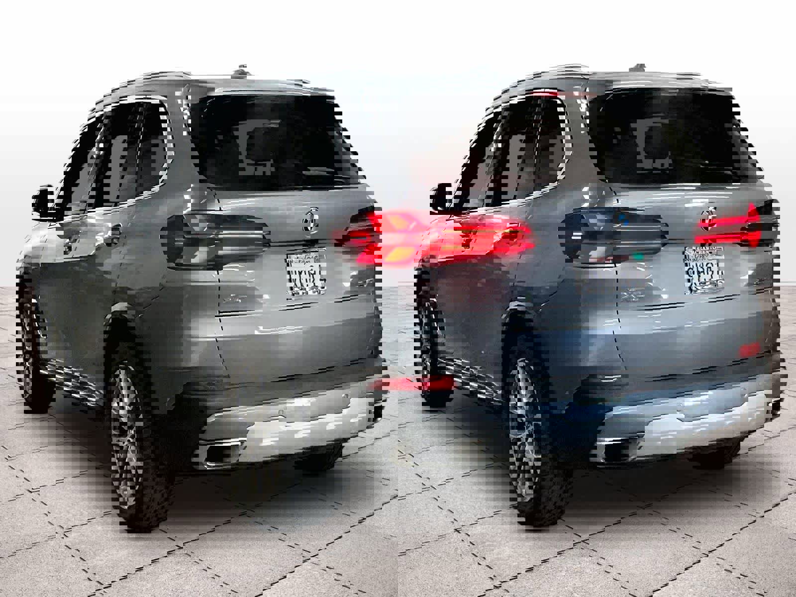 Used 2024 BMW X5 sDrive40i image 14