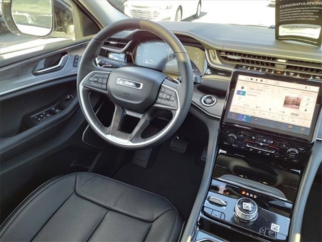 New 2022 Jeep Grand Cherokee Limited 4xe w/ Luxury Tech Group II image 14