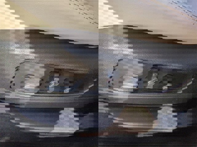 Used 2024 Cadillac XT6 Sport w/ Technology Package image 14