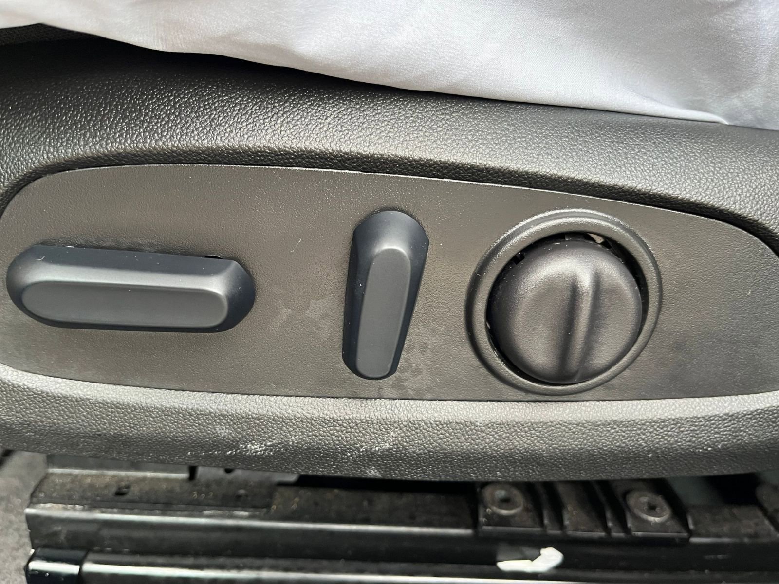 Used 2024 Chevrolet Malibu LT image 22