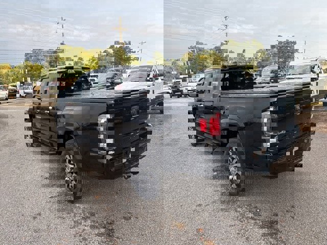 Used 2022 Toyota Tacoma Limited image 19