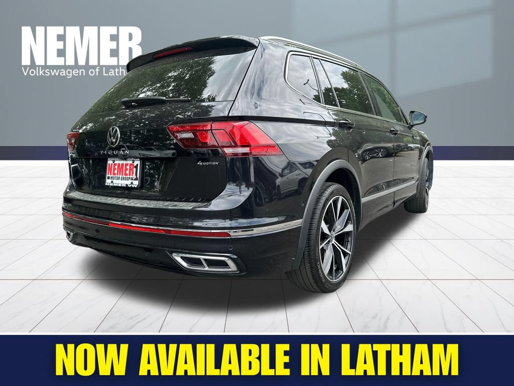 Certified 2022 Volkswagen Tiguan SEL R-Line AWD/4WD image 4