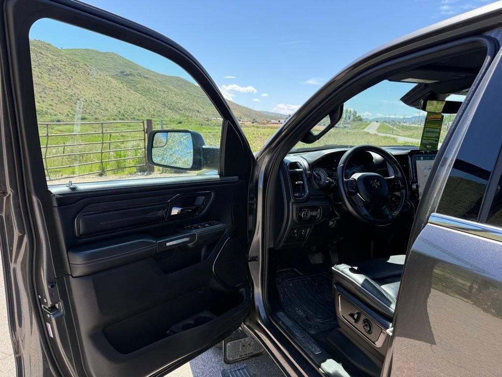 Used 2022 RAM 1500 Limited AWD/4WD image 13