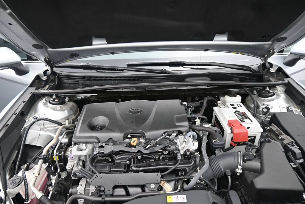 Used 2022 Toyota Camry XLE FWD image 23