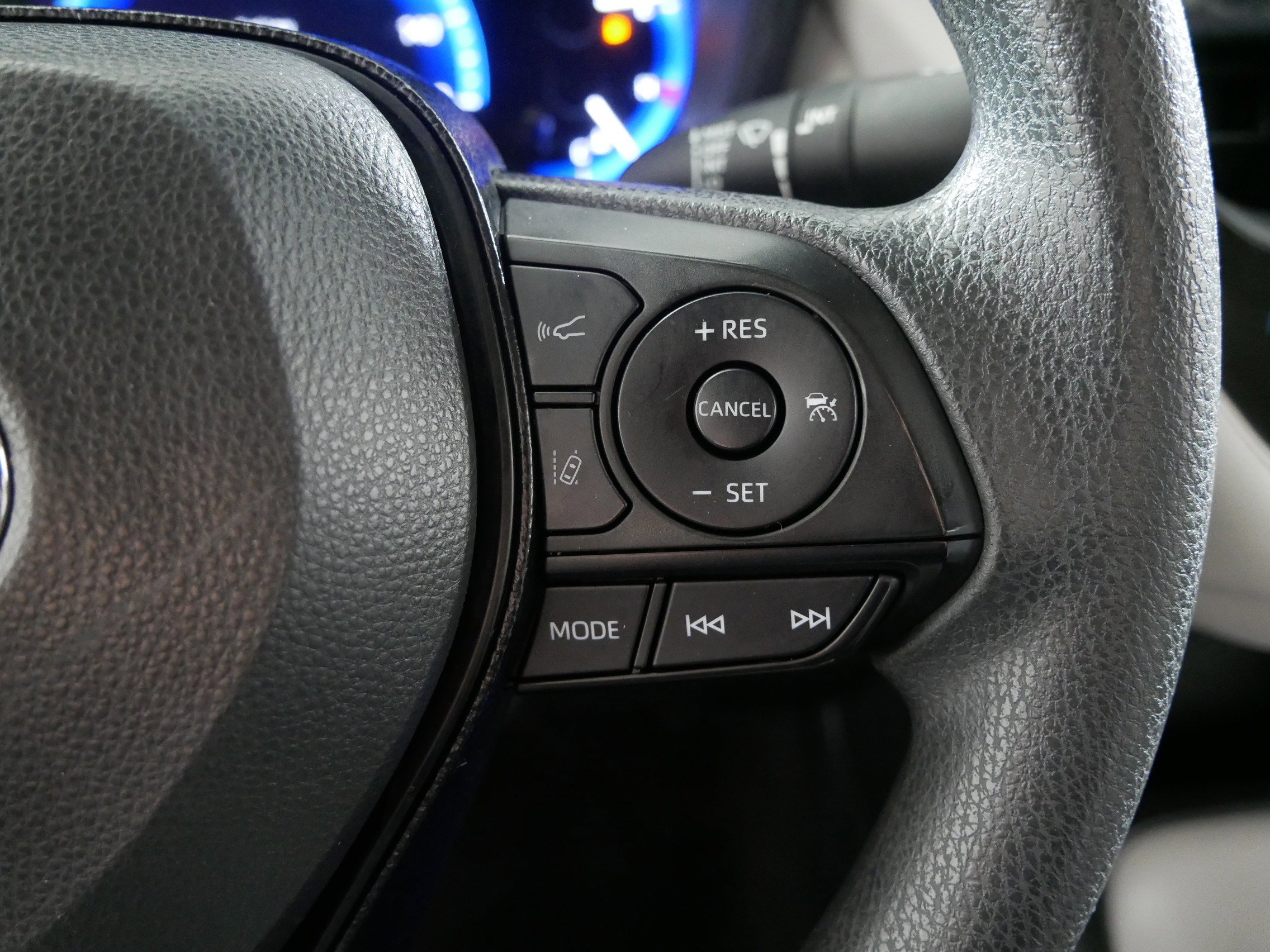 Used 2020 Toyota Corolla LE image 28