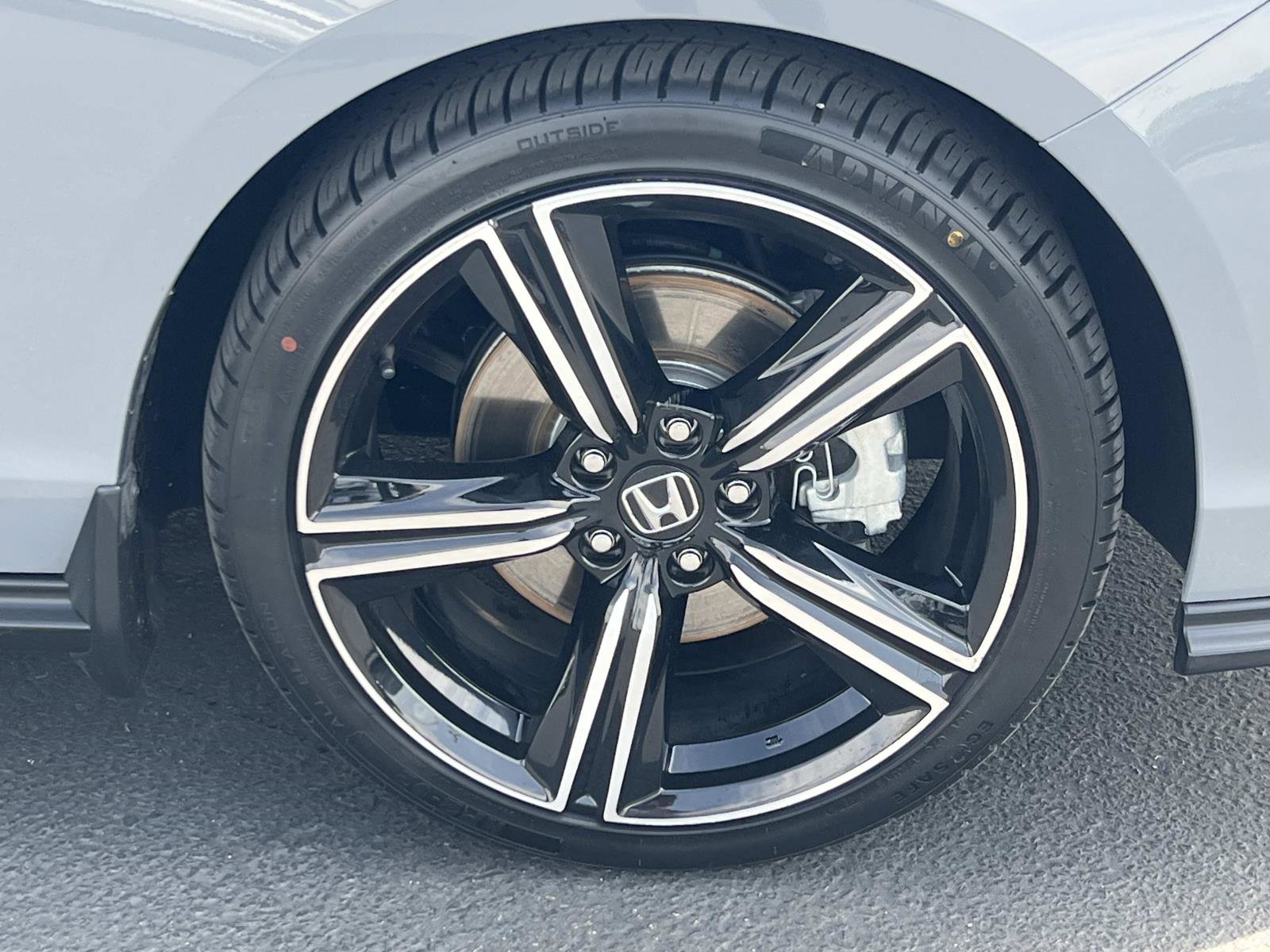 Used 2023 Honda Accord Sport image 28