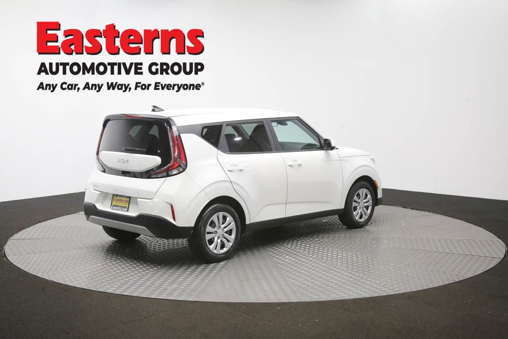 Used 2023 Kia Soul LX FWD image 40