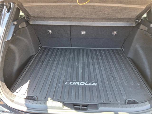 Used 2022 Toyota Corolla SE FWD image 6