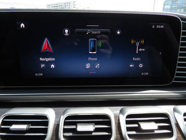 Used 2026 Mercedes-Benz GLE 450 4MATIC w/ Winter Package image 17
