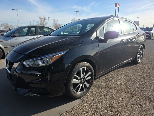 Certified 2021 Nissan Versa SV image 3