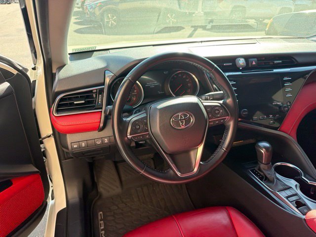 Used 2020 Toyota Camry XSE w/ Blackout Package FWD image 18