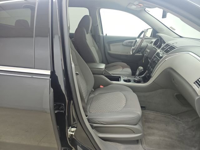 Used 2009 Chevrolet Traverse LT FWD image 14