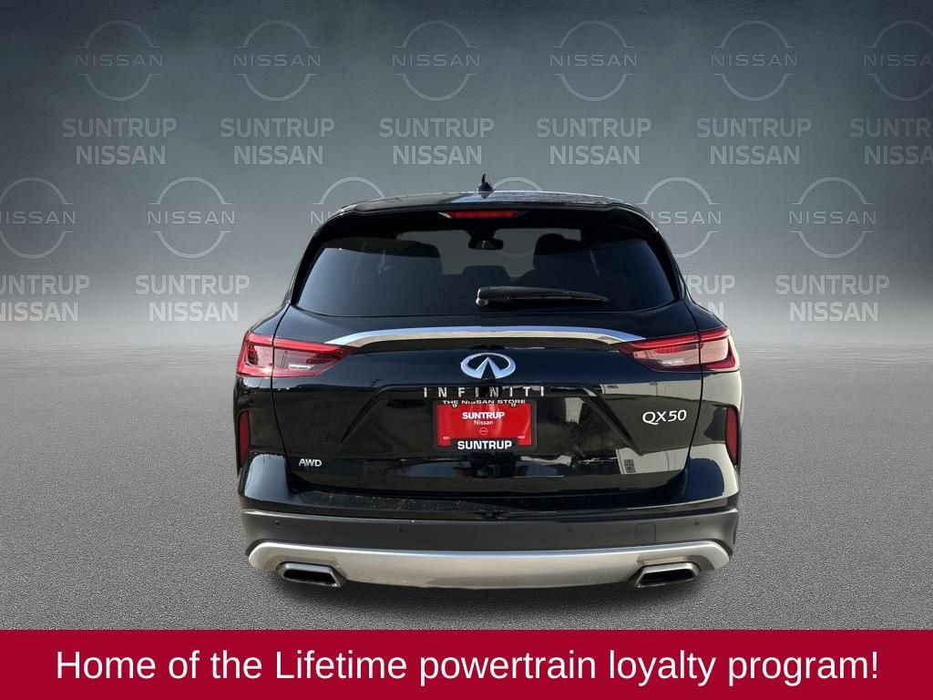 Used 2021 INFINITI QX50 Pure image 4