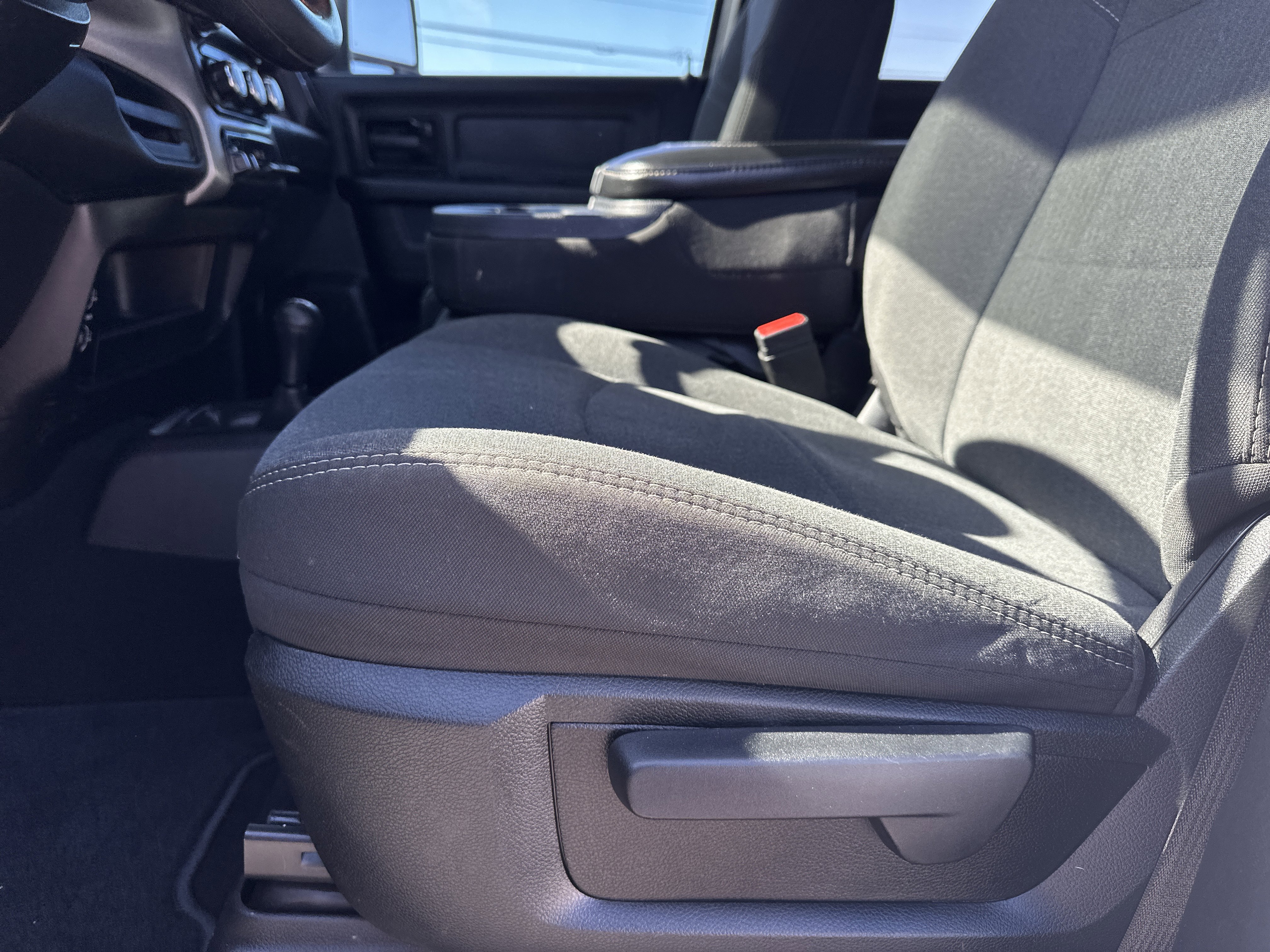 Used 2024 RAM 3500 Tradesman w/ Cold Weather Group image 9