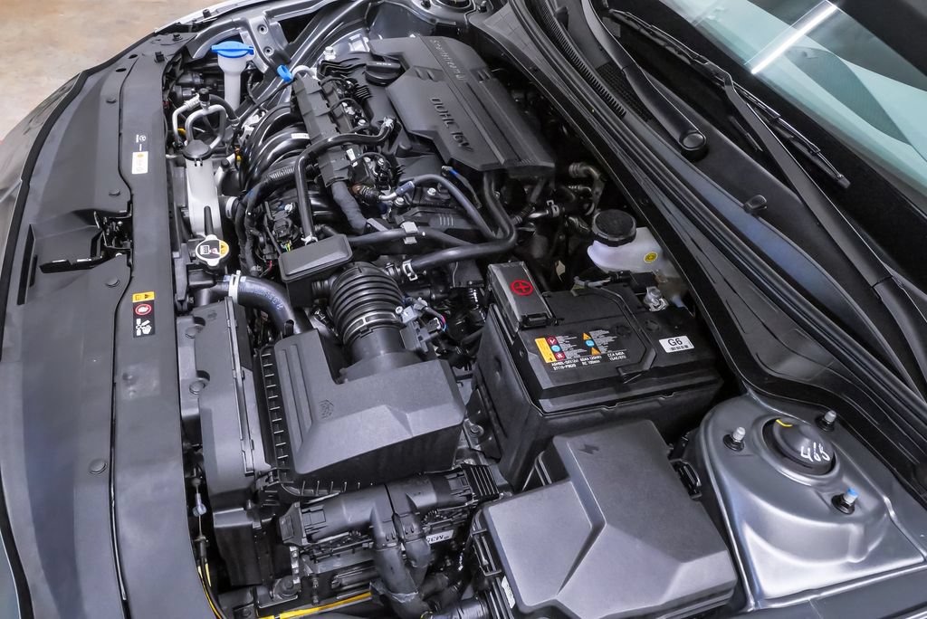 Certified 2026 Hyundai Elantra Sport FWD image 26