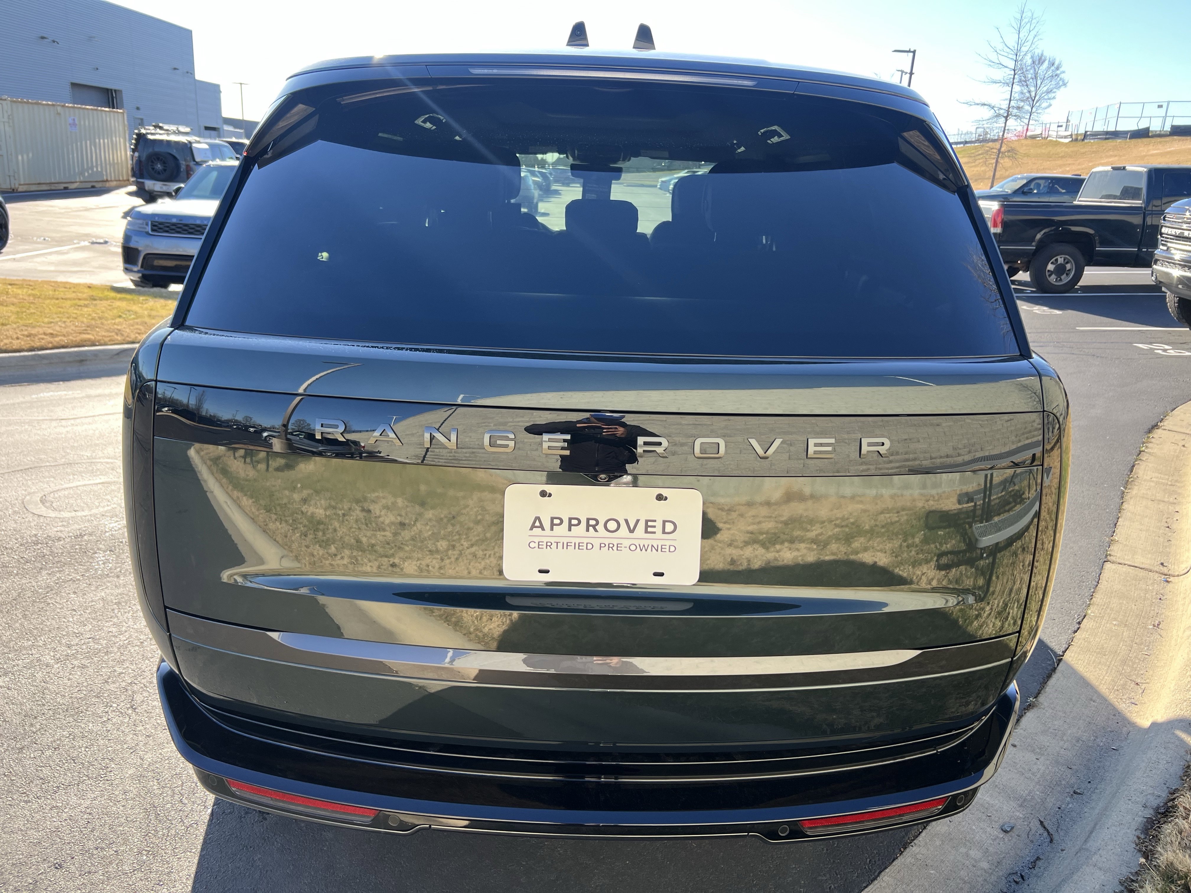 Certified 2025 Land Rover Range Rover Long Wheelbase SE image 6