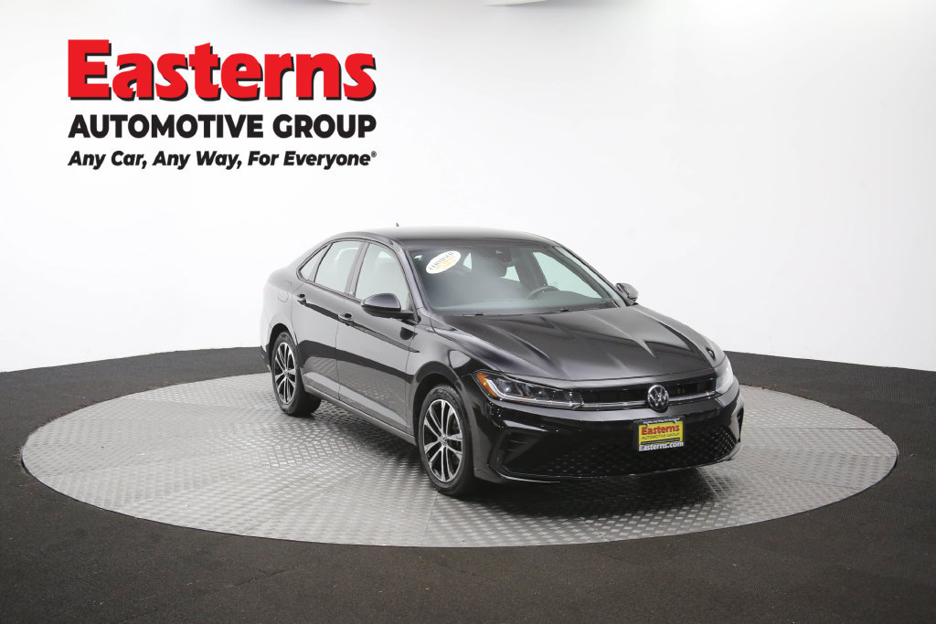Used 2025 Volkswagen Jetta Sport FWD image 51