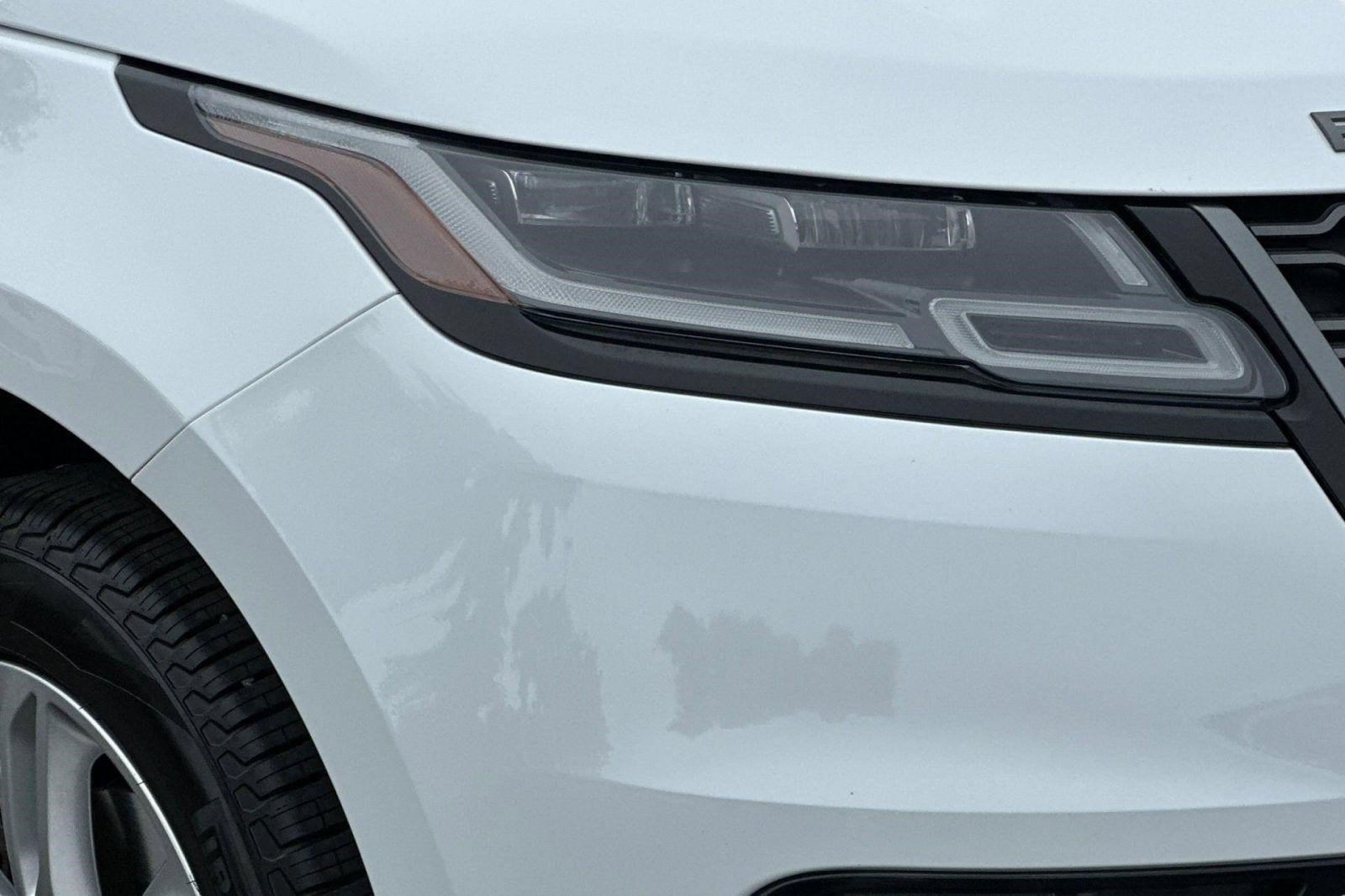 Certified 2022 Land Rover Range Rover Velar R-Dynamic S AWD/4WD image 12
