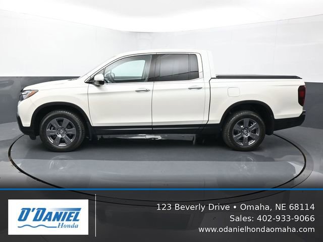 Used 2017 Honda Ridgeline RTL-E image 2