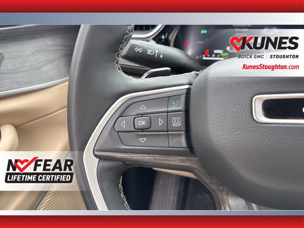Used 2023 Jeep Grand Cherokee 4WD 4xe image 31