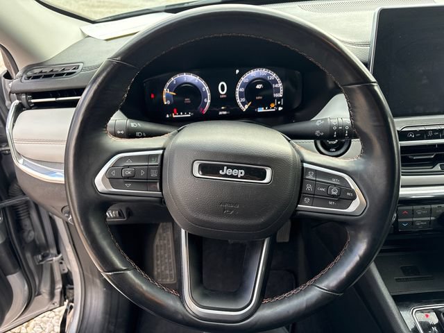 Used 2022 Jeep Compass Limited w/ Elite Group AWD/4WD image 19