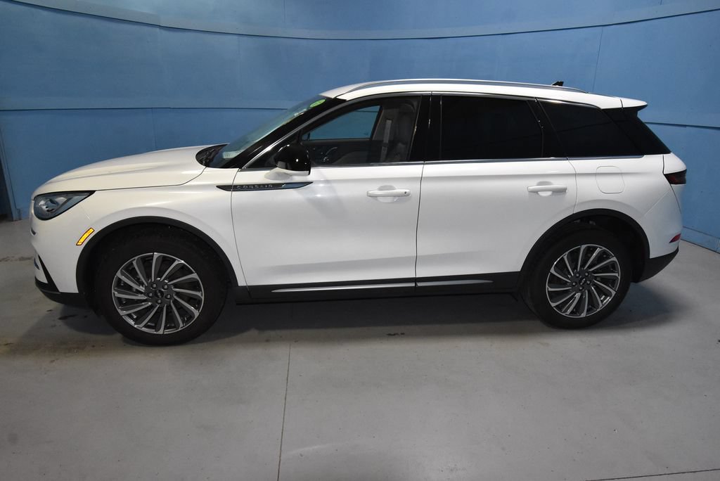 Used 2024 Lincoln Corsair Reserve AWD/4WD image 27